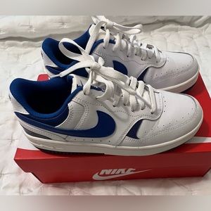 Nike Gamma Force Sneakers Women’s Size 8